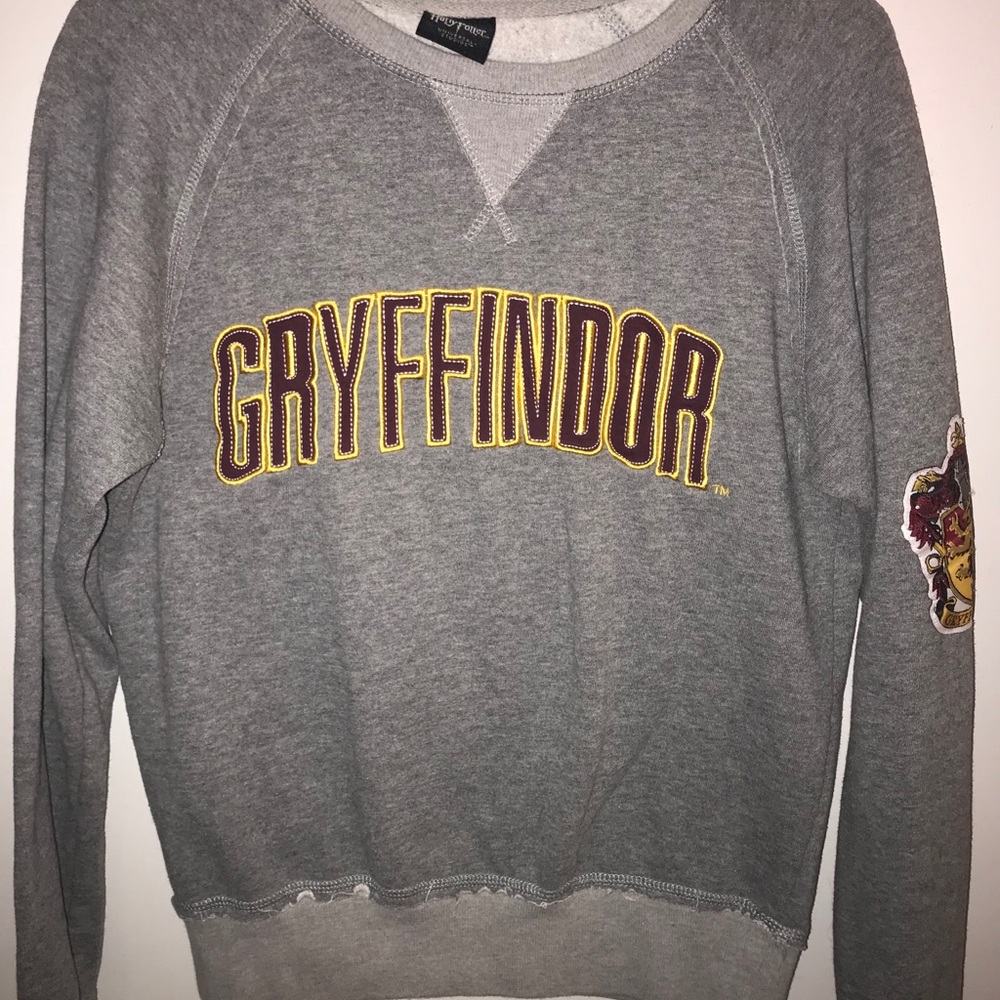 Wizarding World Gryffindor sweater